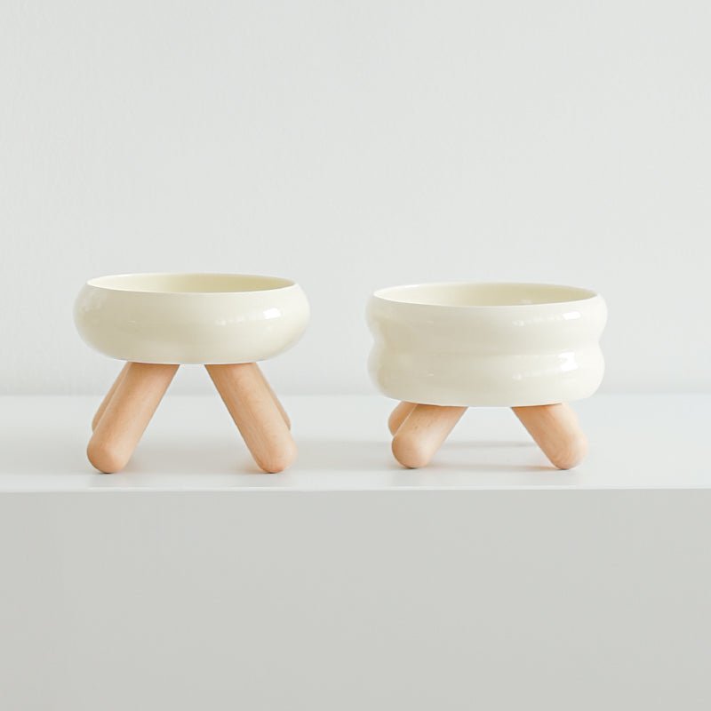 Keramisk vannskål med trestativ – opphøyet design for hund og katt 🐶🐱