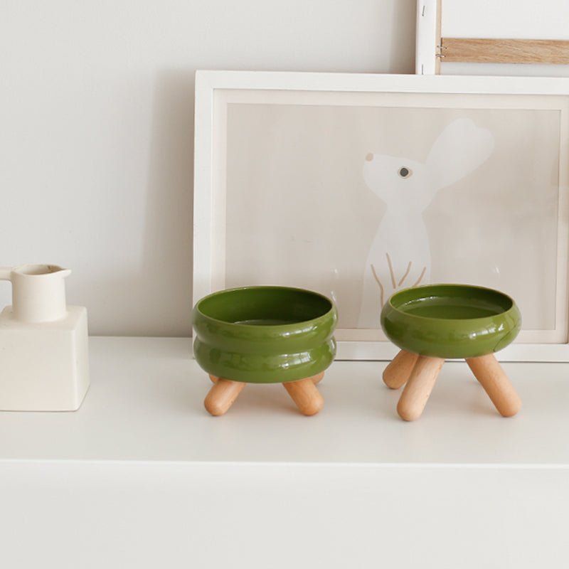 Keramisk vannskål med trestativ – opphøyet design for hund og katt 🐶🐱